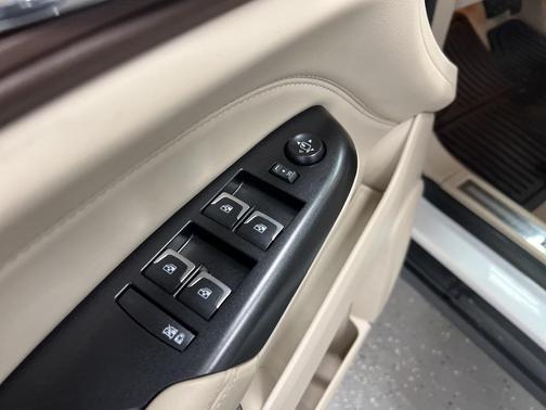2016 Cadillac SRX Premium Collection