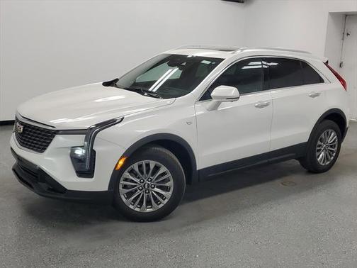 2025 Cadillac XT4 Premium Luxury