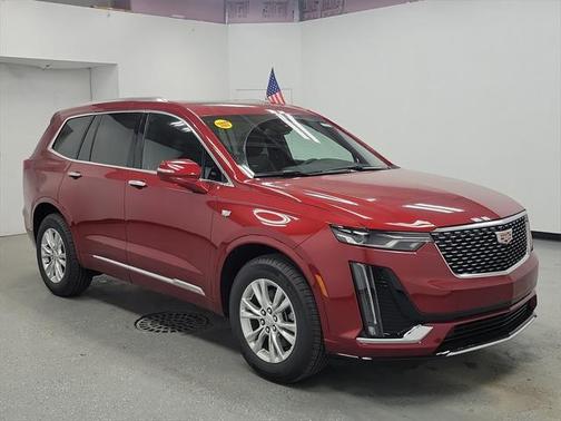 2025 Cadillac XT6 Luxury FWD