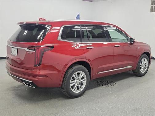 2025 Cadillac XT6 Luxury FWD