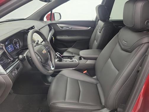 2025 Cadillac XT6 Luxury FWD