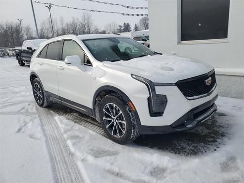 2024 Cadillac XT4 Sport