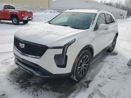 2024 Cadillac XT4 Sport