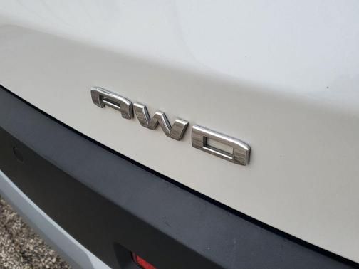 White Frost Tricoat 2020 GMC Acadia AWD SLT