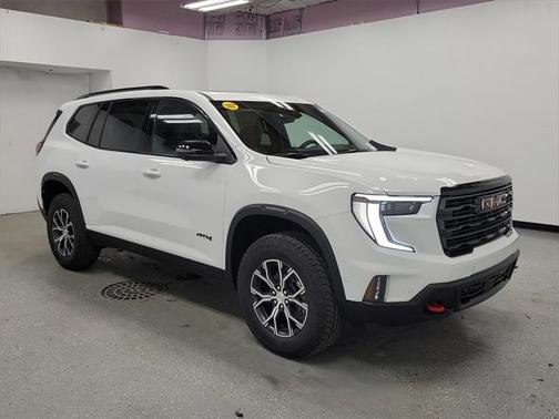 2025 GMC Acadia AWD AT4