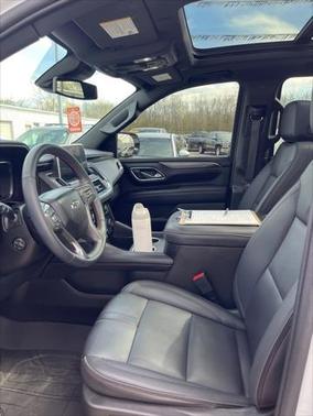 2023 Chevrolet Suburban RST
