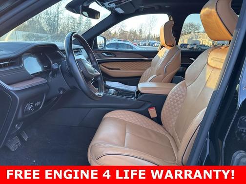 2022 Jeep Grand Cherokee Summit