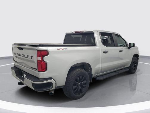 Silver Ice Metallic 2019 Chevrolet Silverado 1500 Custom