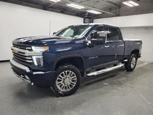 2022 Chevrolet Silverado 2500 High Country