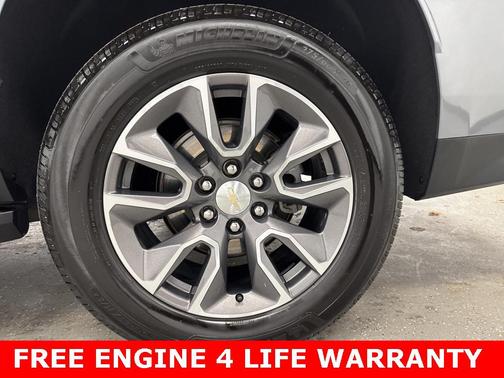 2022 Chevrolet Suburban LT