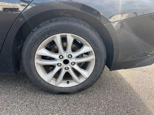 2016 Chevrolet Malibu 1LT