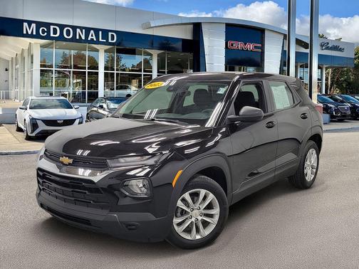 Mosaic Black Metallic 2023 Chevrolet Trailblazer LS