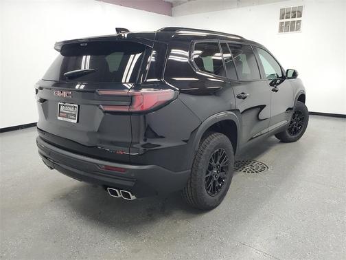 2026 GMC Acadia AWD AT4
