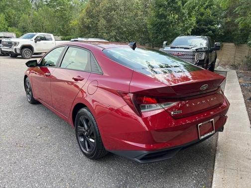 2021 Hyundai ELANTRA SEL