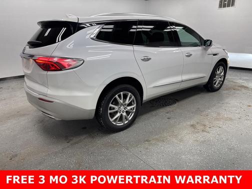 2022 Buick Enclave AWD Essence