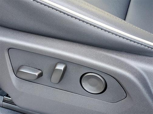 2025 GMC Yukon XL 4WD Elevation