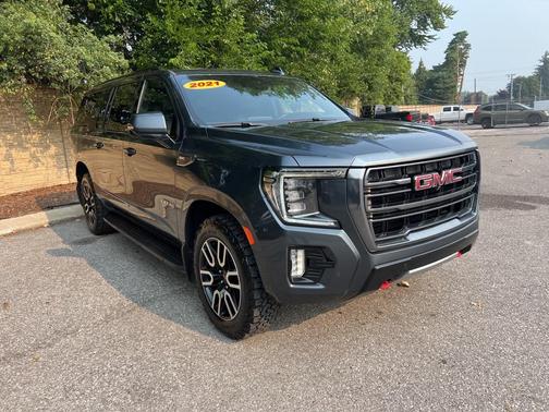 2021 GMC Yukon XL 4WD AT4