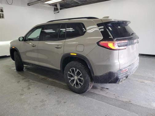 2026 GMC Acadia AT4 AWD