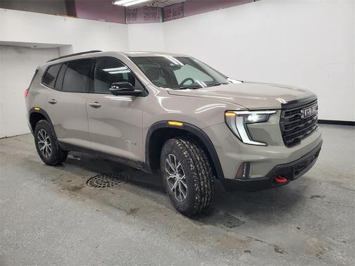 2026 GMC Acadia AT4 AWD