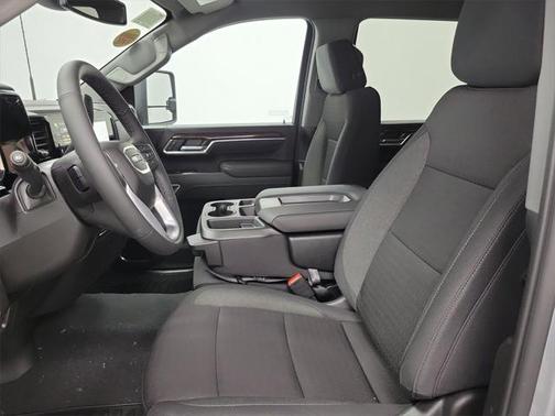 2025 GMC Sierra 2500 SLE