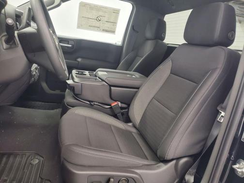 Onyx Black 2026 GMC Sierra 1500 Pro