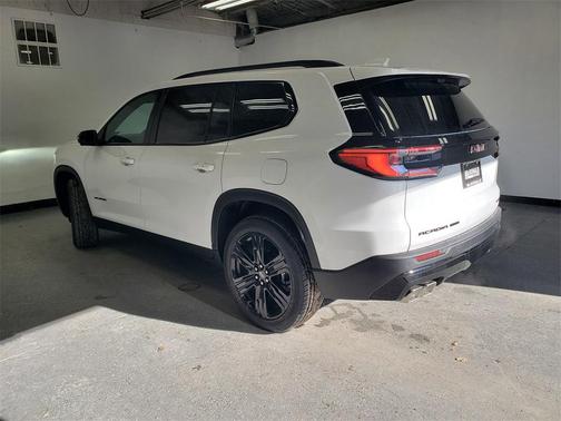 2026 GMC Acadia Elevation AWD