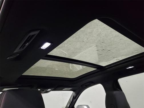 2023 Chevrolet Suburban 4WD Z71