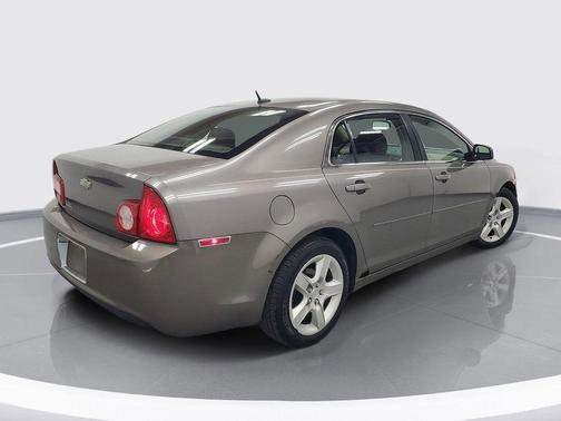 Mocha Steel Metallic 2010 Chevrolet Malibu LS