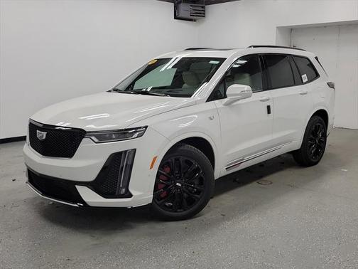 2025 Cadillac XT6 Sport AWD