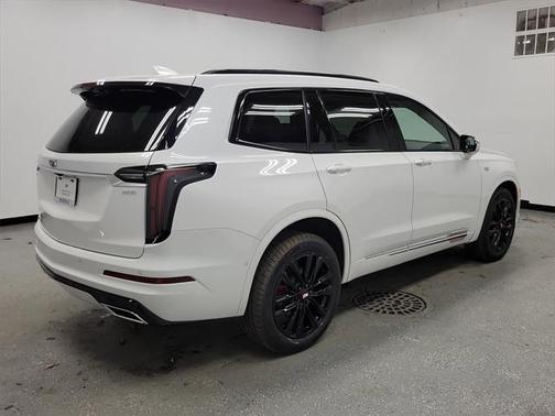 2025 Cadillac XT6 Sport AWD