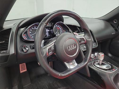 2014 Audi R8 5.2