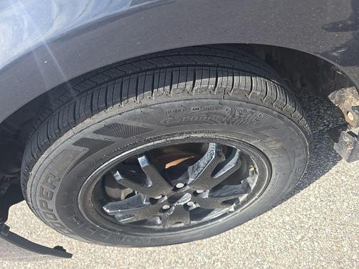 Winter Gray Metallic 2013 Toyota Prius Two