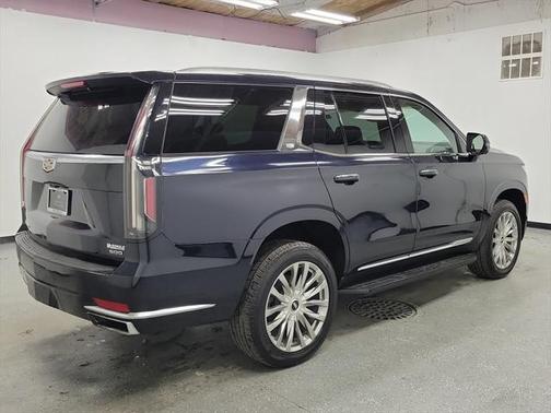 2022 Cadillac Escalade Premium Luxury