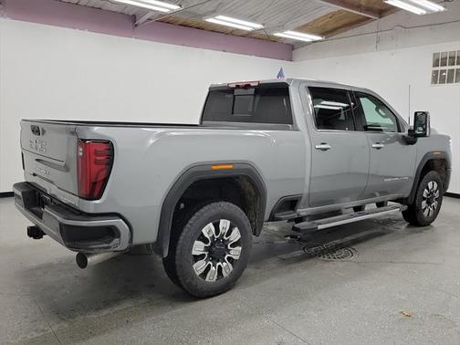2025 GMC Sierra 2500 Denali