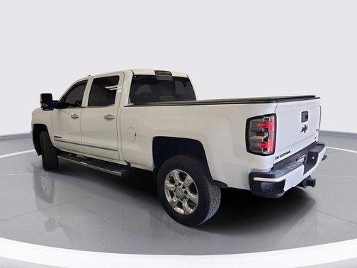 Summit White 2017 Chevrolet Silverado 2500 LTZ