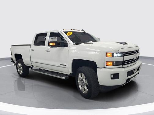Summit White 2017 Chevrolet Silverado 2500 LTZ