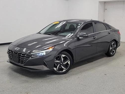 2022 Hyundai ELANTRA Limited