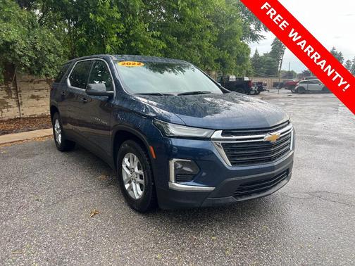 2022 Chevrolet Traverse LS