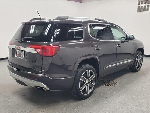 Iridium Metallic 2019 GMC Acadia Denali