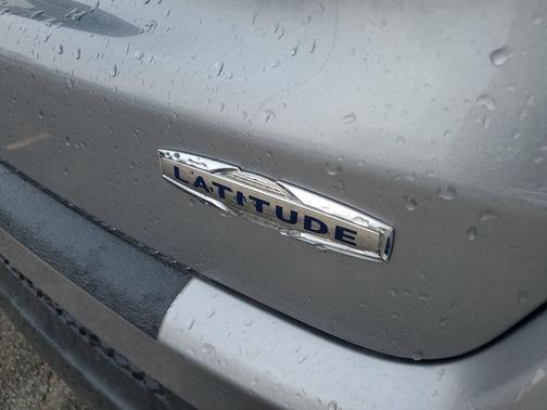 Billet Silver Metallic Clearcoat 2019 Jeep Compass Latitude