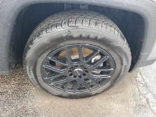 Billet Silver Metallic Clearcoat 2019 Jeep Compass Latitude