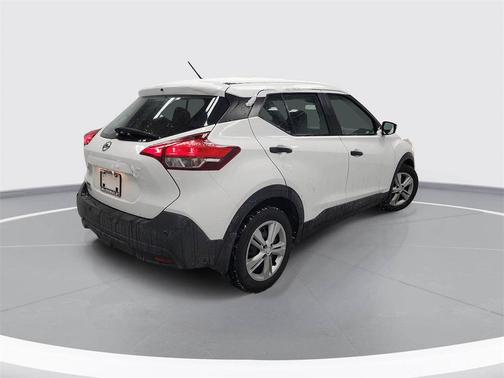 2020 Nissan Kicks S