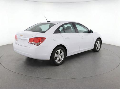 Summit White 2012 Chevrolet Cruze LT