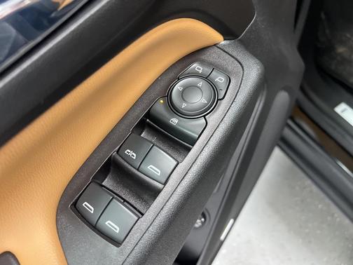 2020 Chevrolet Equinox Premier w/2LZ