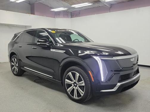 2025 Cadillac Escalade IQ Luxury 1