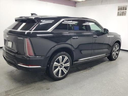 2025 Cadillac Escalade Luxury