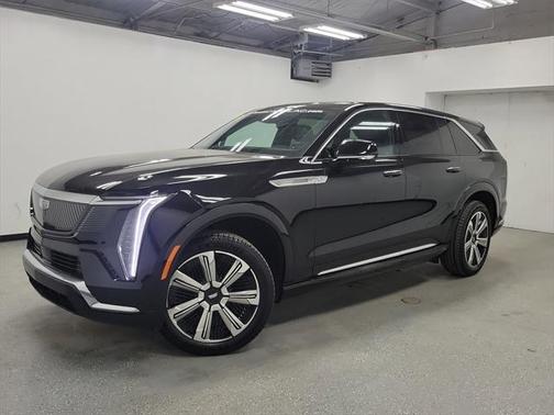 2025 Cadillac Escalade IQ Luxury 1