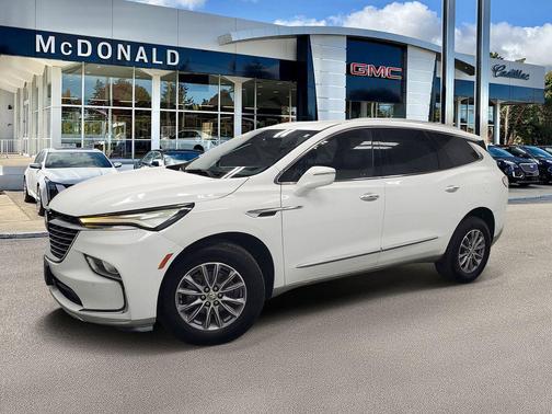 Summit White 2023 Buick Enclave Essence FWD