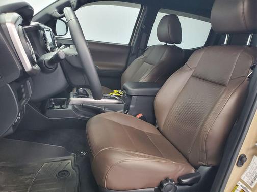 Quicksand 2016 Toyota Tacoma Limited
