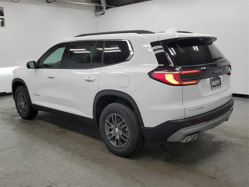 2026 GMC Acadia Elevation FWD